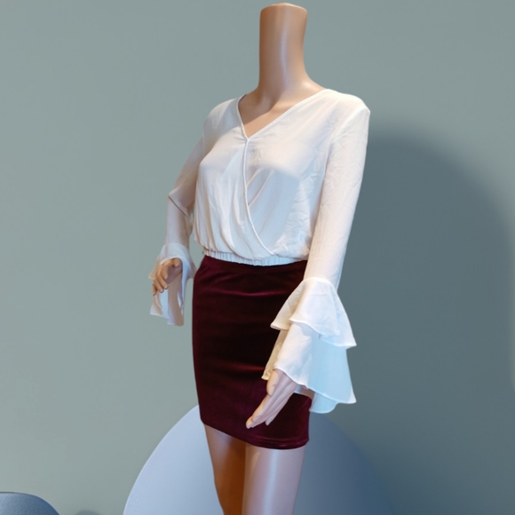 U2B Women's White Flounce Sleeve Sheer Cropped Blouse - Picture 4 of 16